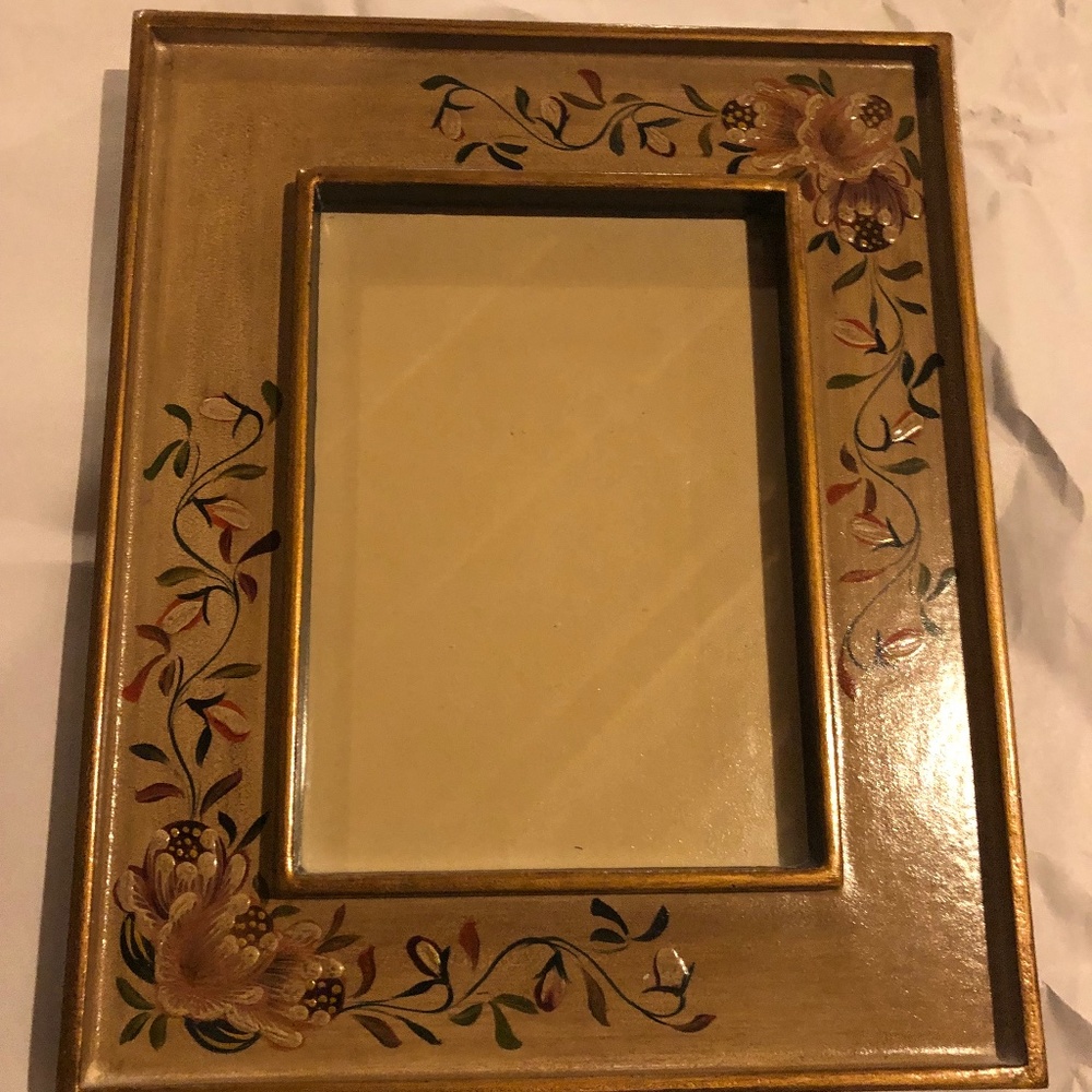 Ten Thousand Villages Floral Painted Wood Frame 5x7